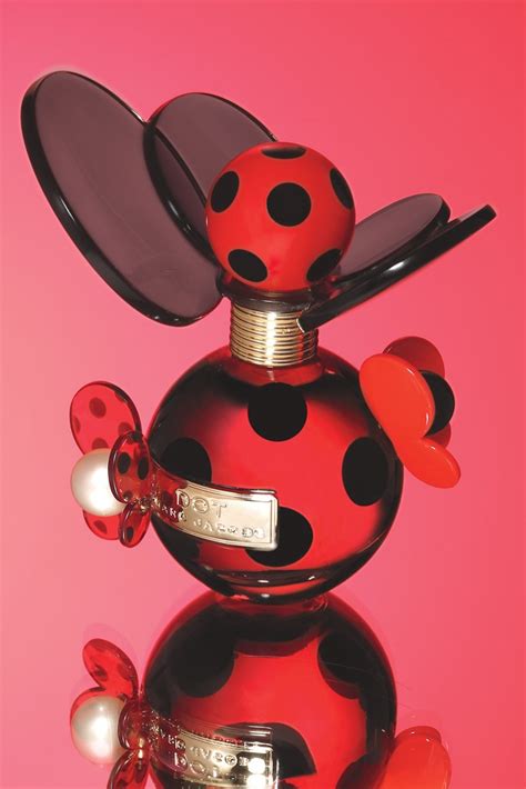 marc jacobs daisy dot